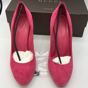 Gucci Hot Pink Suede Pumps
